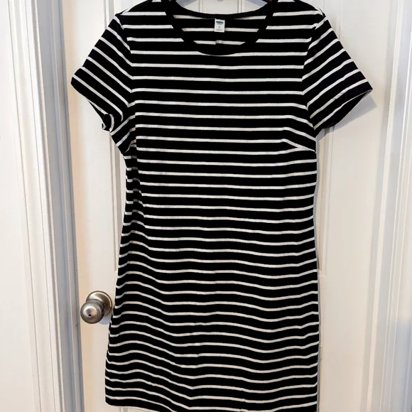 Old Navy | Dresses | Old Navy Black And White Striped Dress Xl | Poshmark